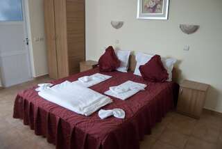 Отель Hotel Laguna Эфорие-Норд Стандартный двухместный номер с 1 кроватью-5